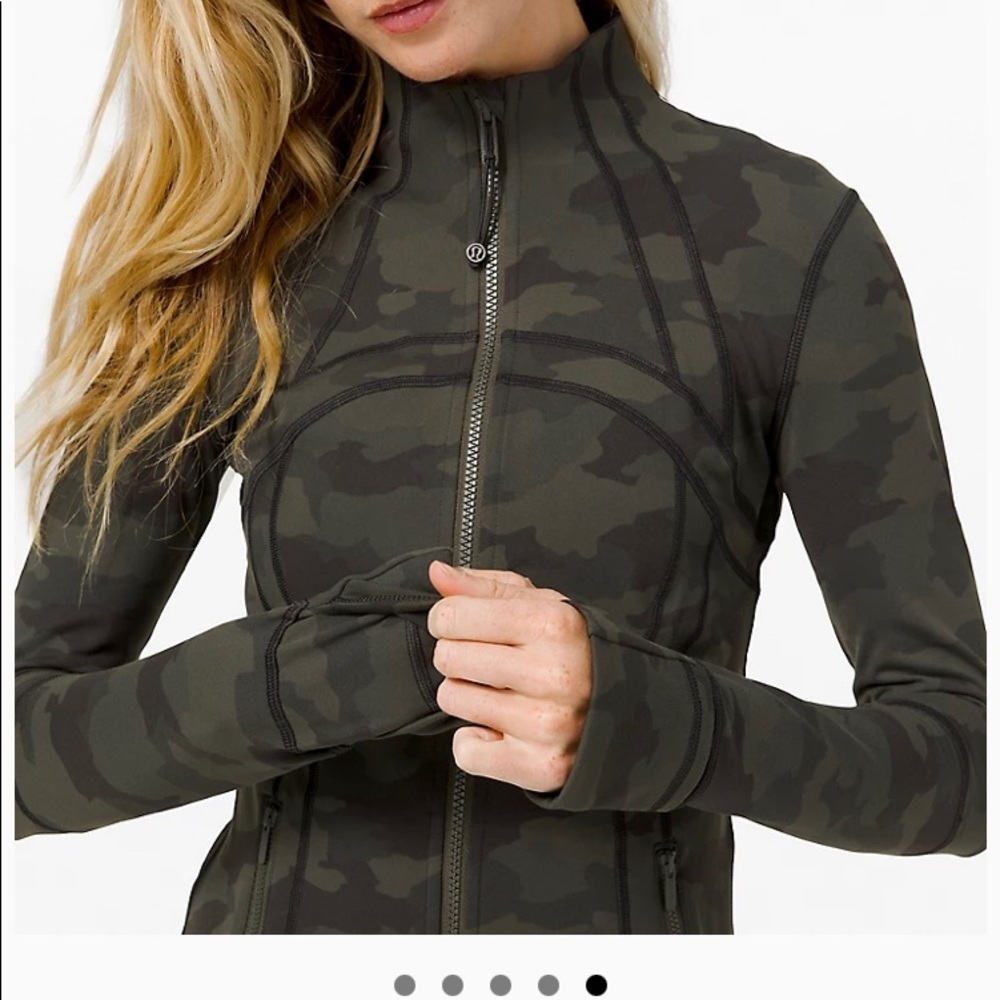 Lululemon define jacket size 4